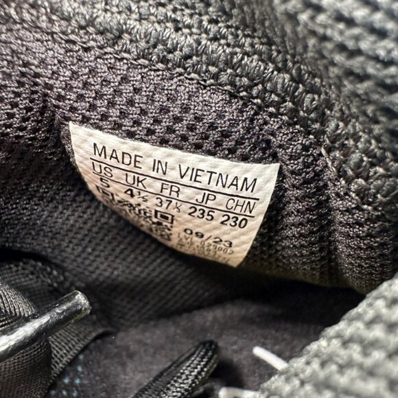 Adidas AE 1 J “New Wave” size 5y - Picture 6 of 6